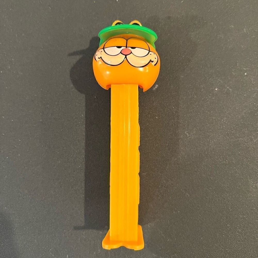 Garfield PEZ Vintage Candy Dispenser